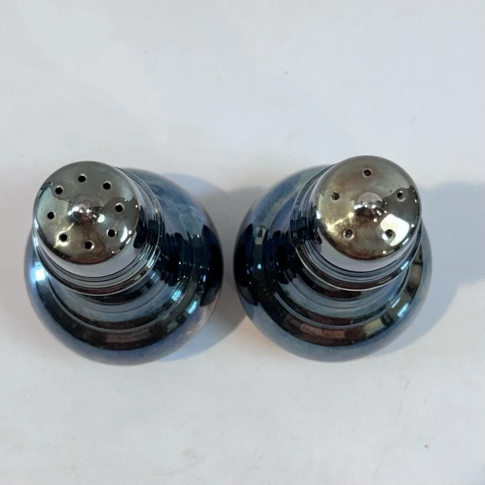 Vintage MCM Blue Lusterware Atomic Salt Pepper Shakers Iridescent Glaze‎